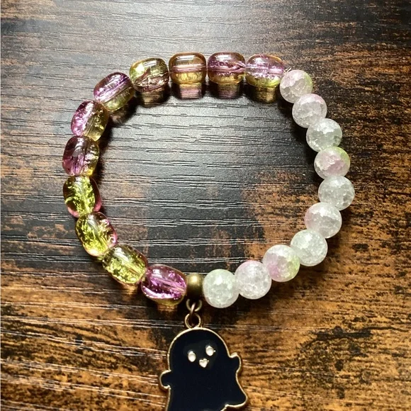 Bracelets - Picture 4 of 12